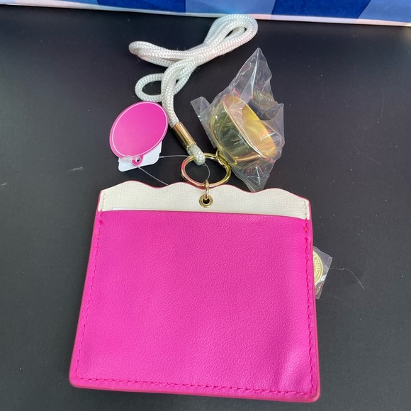 BBW Two Slot Credit Card Coin & Sani Pocket Back - Picture 2 of 2